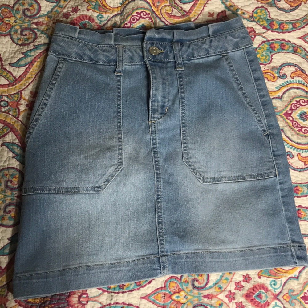 Light wash Jean skirt